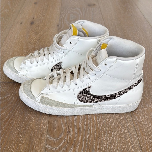 Nike Shoes - Nike Women’s Blazer Mid '77 SE in Snakeskin